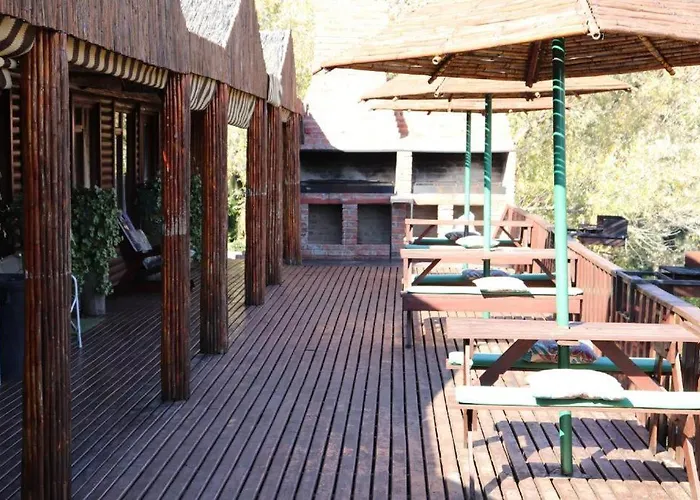 Eagle Falls Country Lodge & Adventures