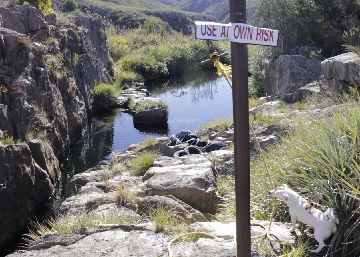 Eagle Falls Country & Adventures *