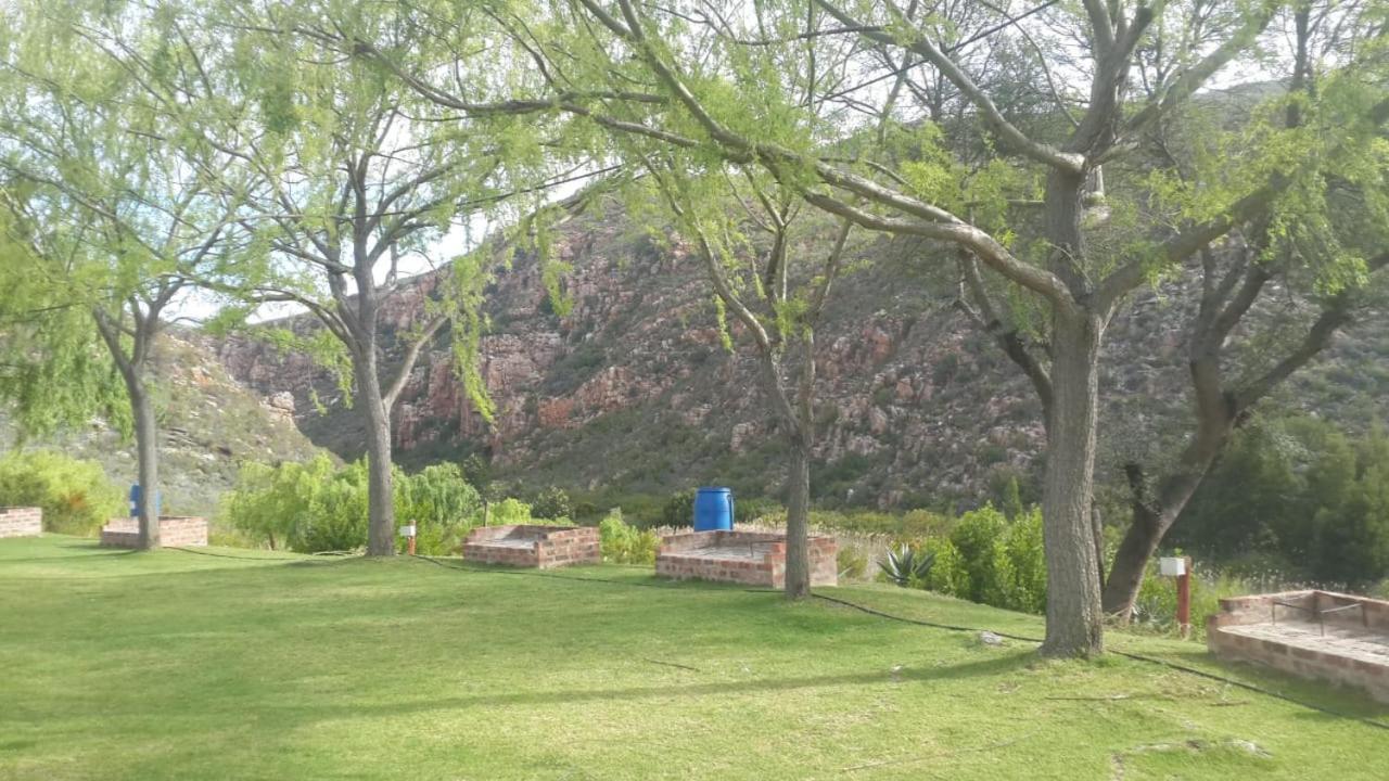 Eagle Falls Country & Adventures Lodge *